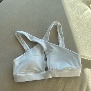 Alo sports bra